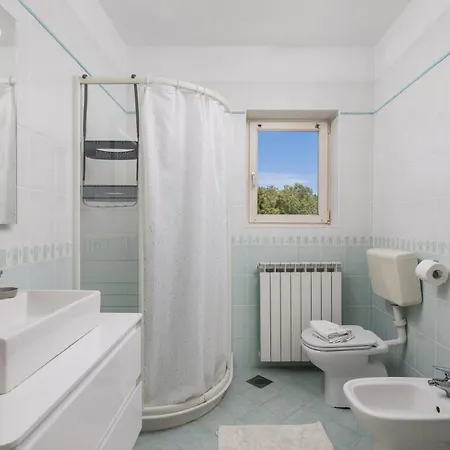 Vila Lux 2