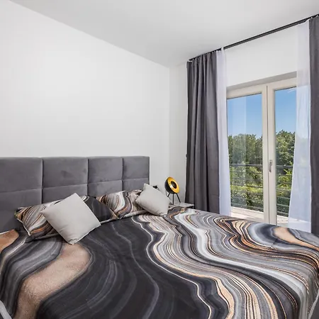 Lux 2 Apartman