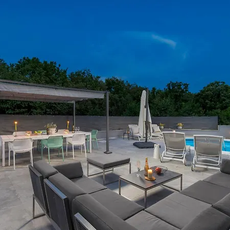 Apartman Lux 2